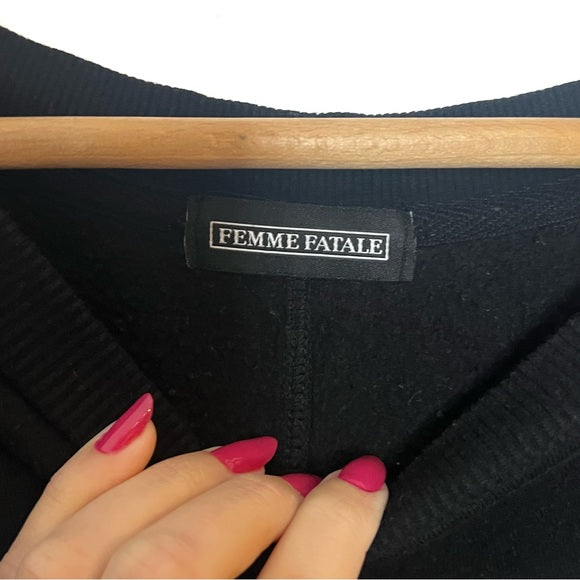 Femme Fatale | Crewneck Sweater