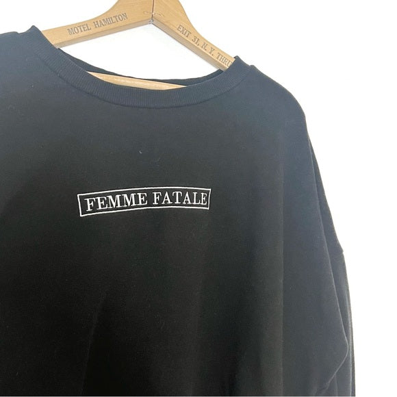 Femme Fatale | Crewneck Sweater