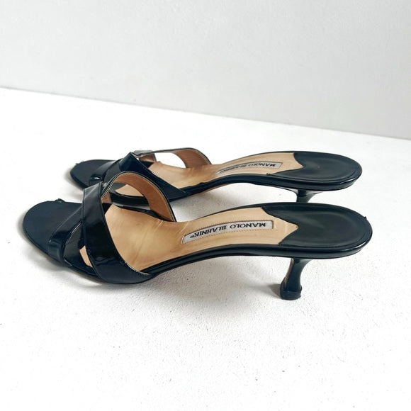 Manolo Blahnik | Callamu Mules