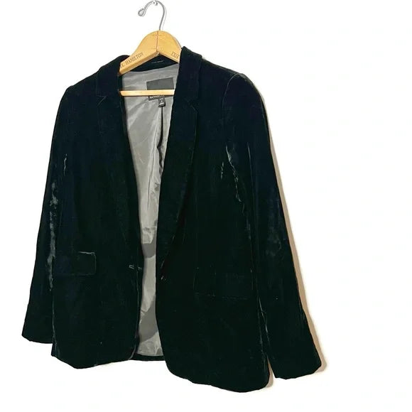 Banana Republic | Black Velvet Blazer