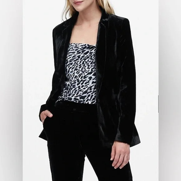 Banana Republic | Black Velvet Blazer