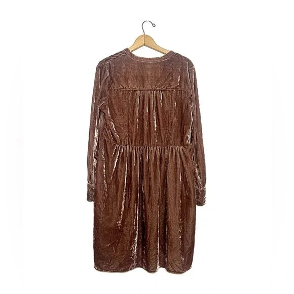 Holding Horses | Velvet Dress