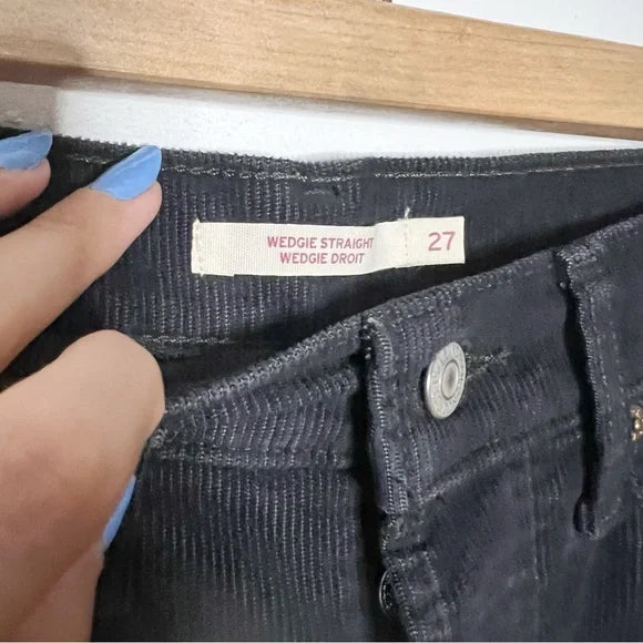 Levi’s | Wedgie Straight Corduroy Jeans