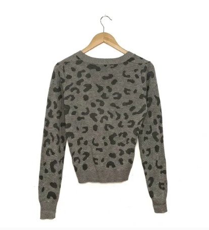 Heartloom | Grey Leopard Pullover