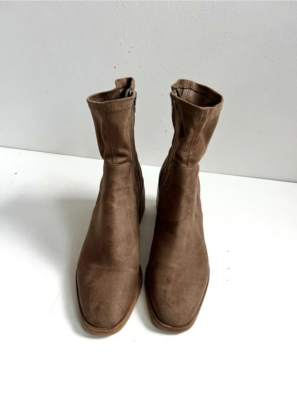 Dolce Vita | Indiga Suede Boots
