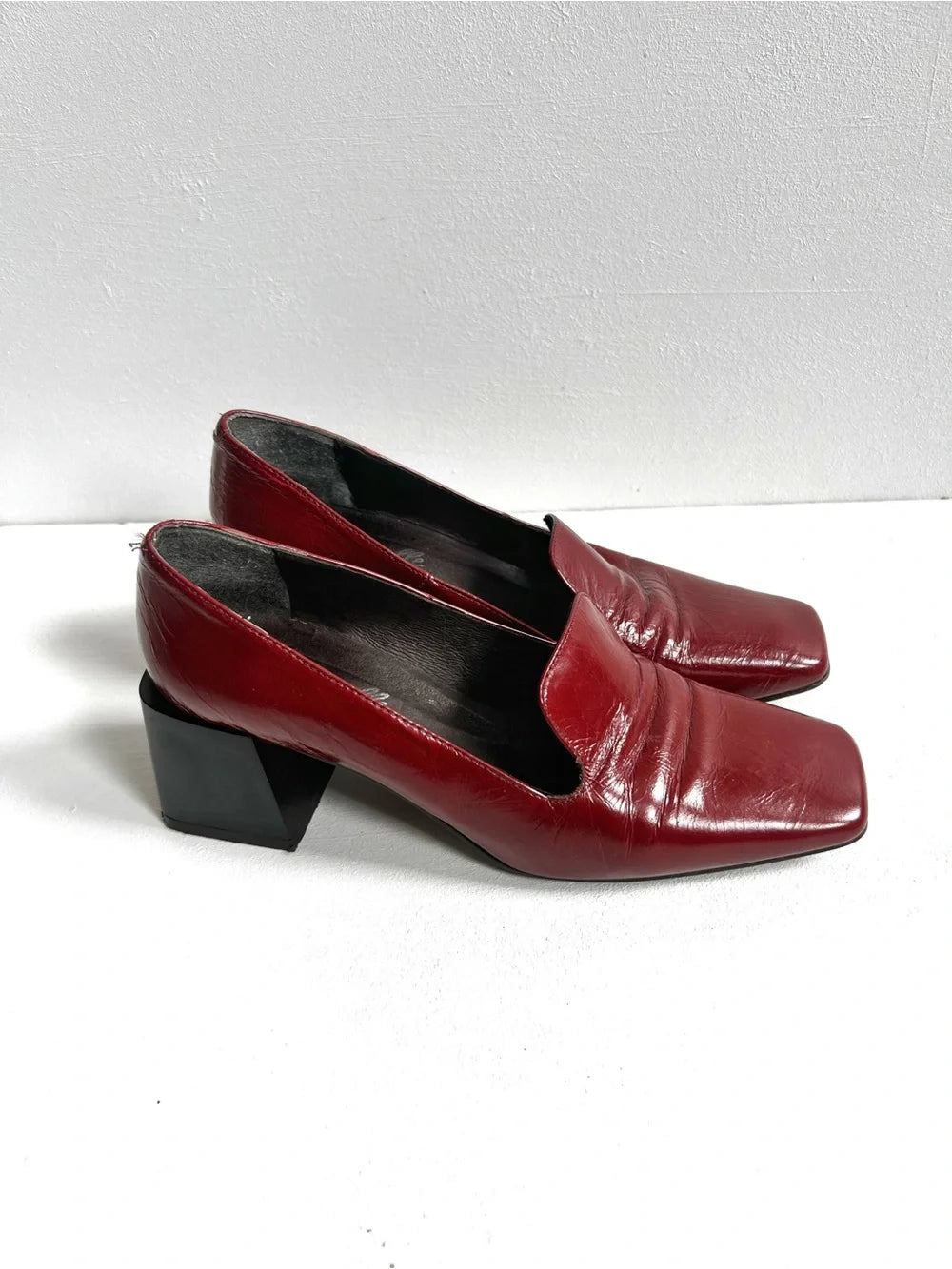 L'INTERVALLE | Red Leather Block Heels