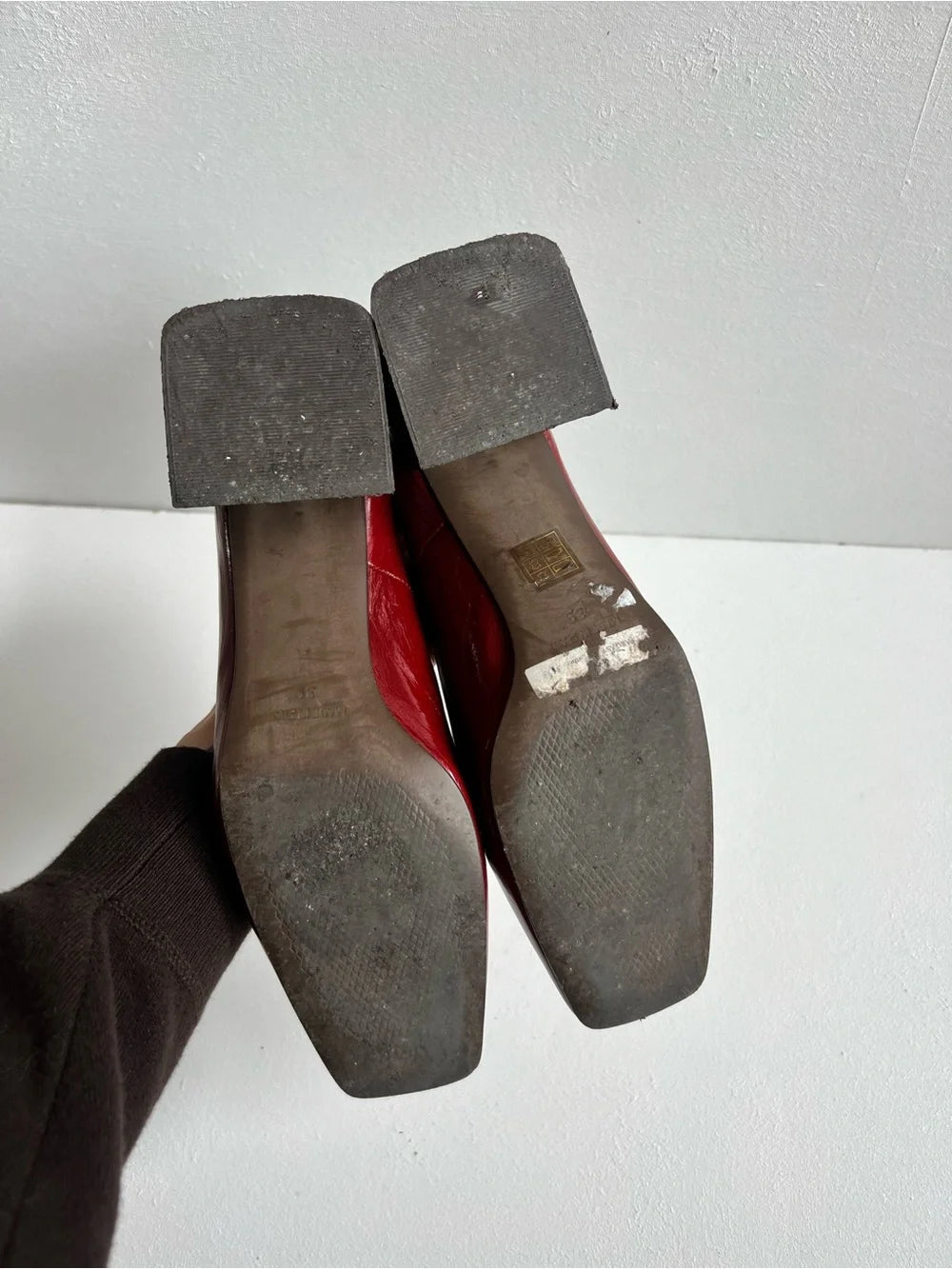 L'INTERVALLE | Red Leather Block Heels