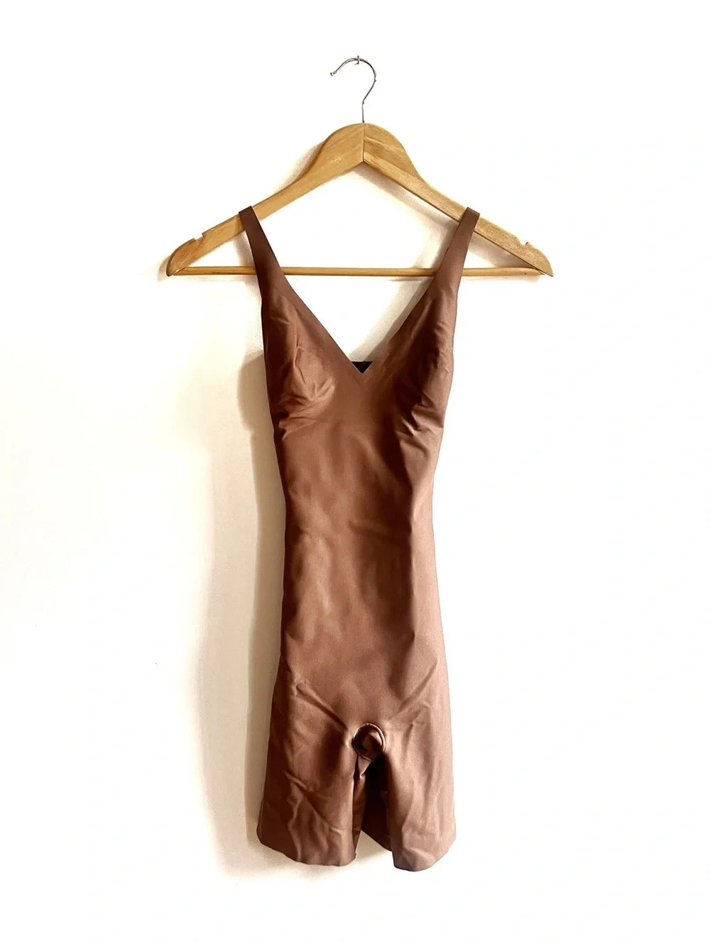 SKIMS | Brown Sculp Mid Thigh Shapewear