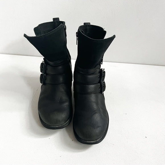 Ugg | Black Wilde Boots