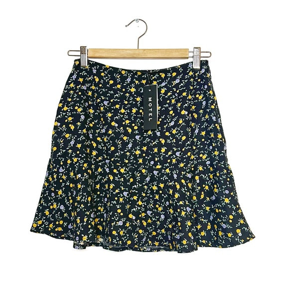 Motel | NWT Gaelle Skirt