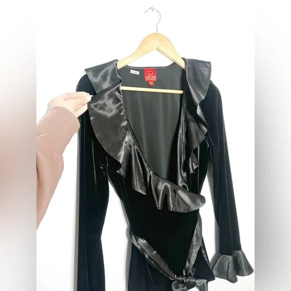 Oscar de la Renta | Black Velvet Wrap Blouse