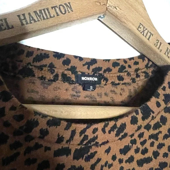 Monrow | Leopard Print Crop Top