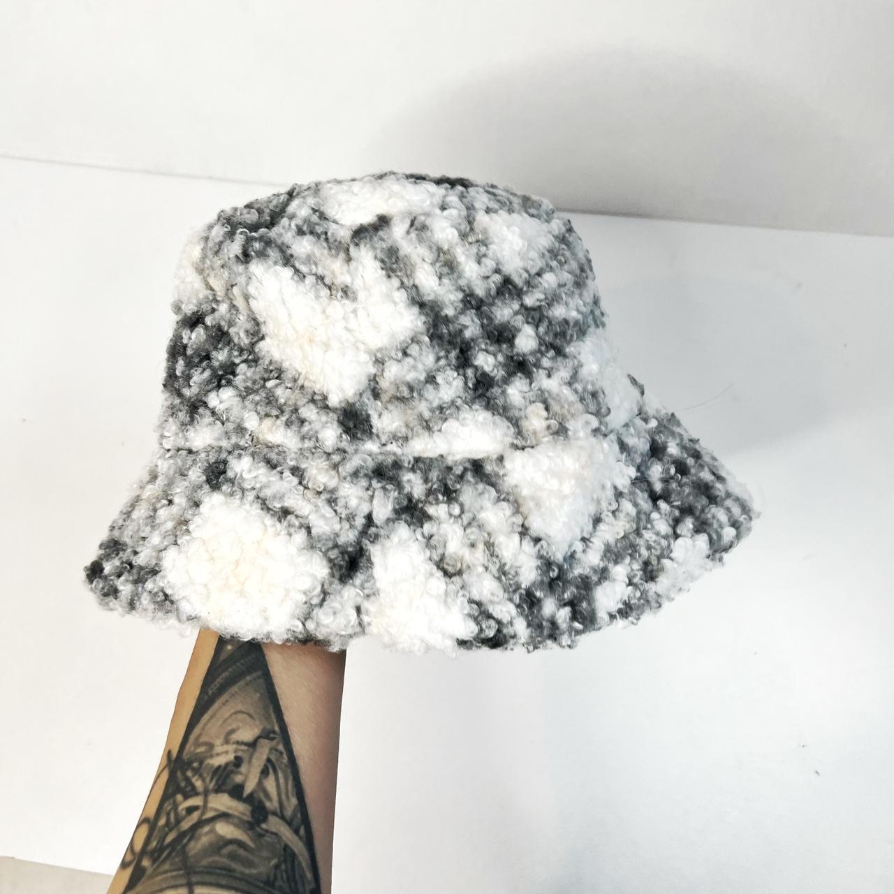 Knit Bucket Hat - New