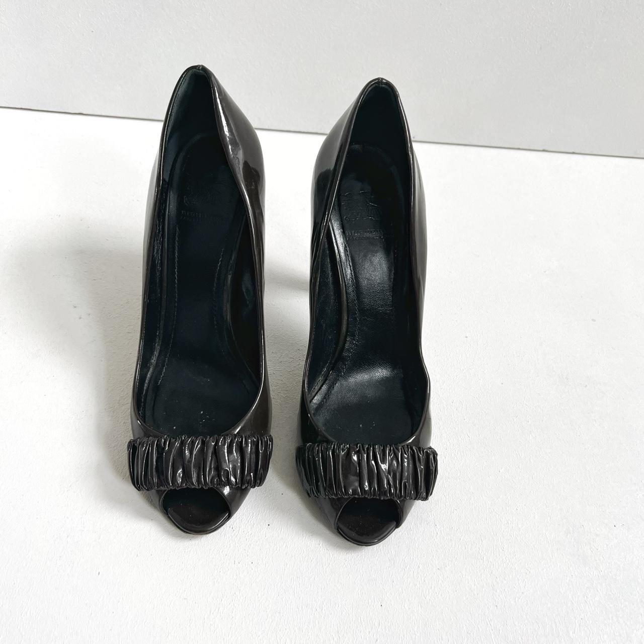 Burberry | Vintage Ruffle Pumps