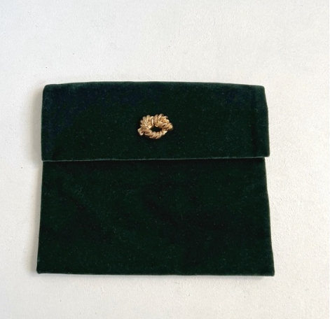 Vintage | Velvet Clutch